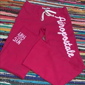 EUC / Aeropostale flare athletic pants / sz small